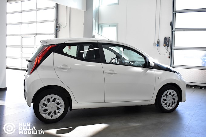 TOYOTA Aygo Connect 1.0 VVT-i  X-Cool